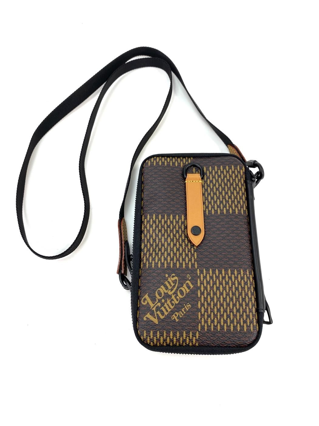 ルイヴィトン Louis Vuitton バッグ ショルダー　ポーチ NIGO LOUIS VUITTON ルイヴィトン×NIGO ショルダーバッグ アマゾン