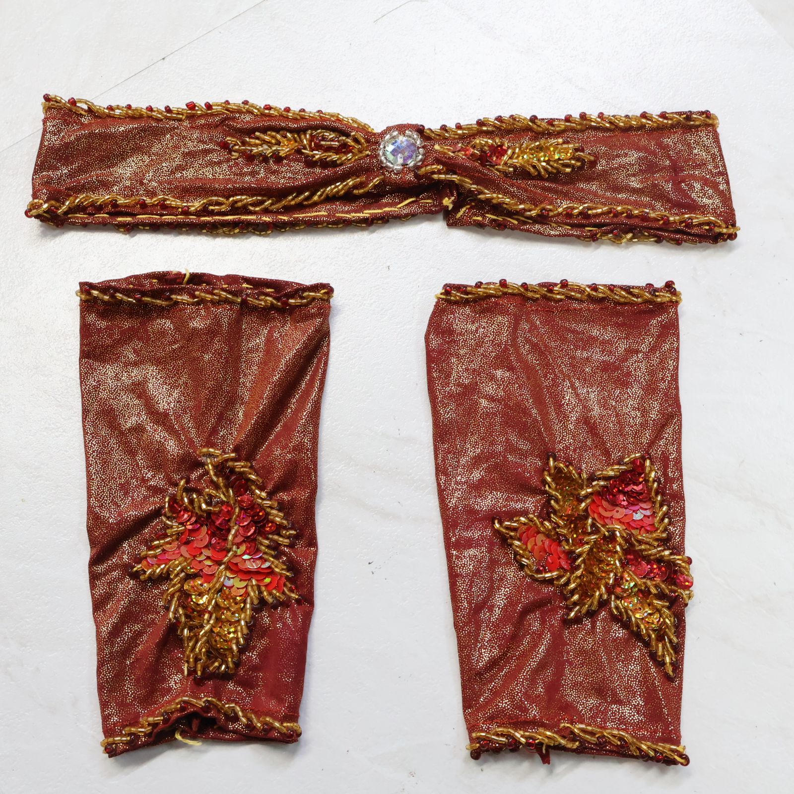 ベリーダンス用 オリエンタル衣装】レッド×ゴールド スパンコールラメ