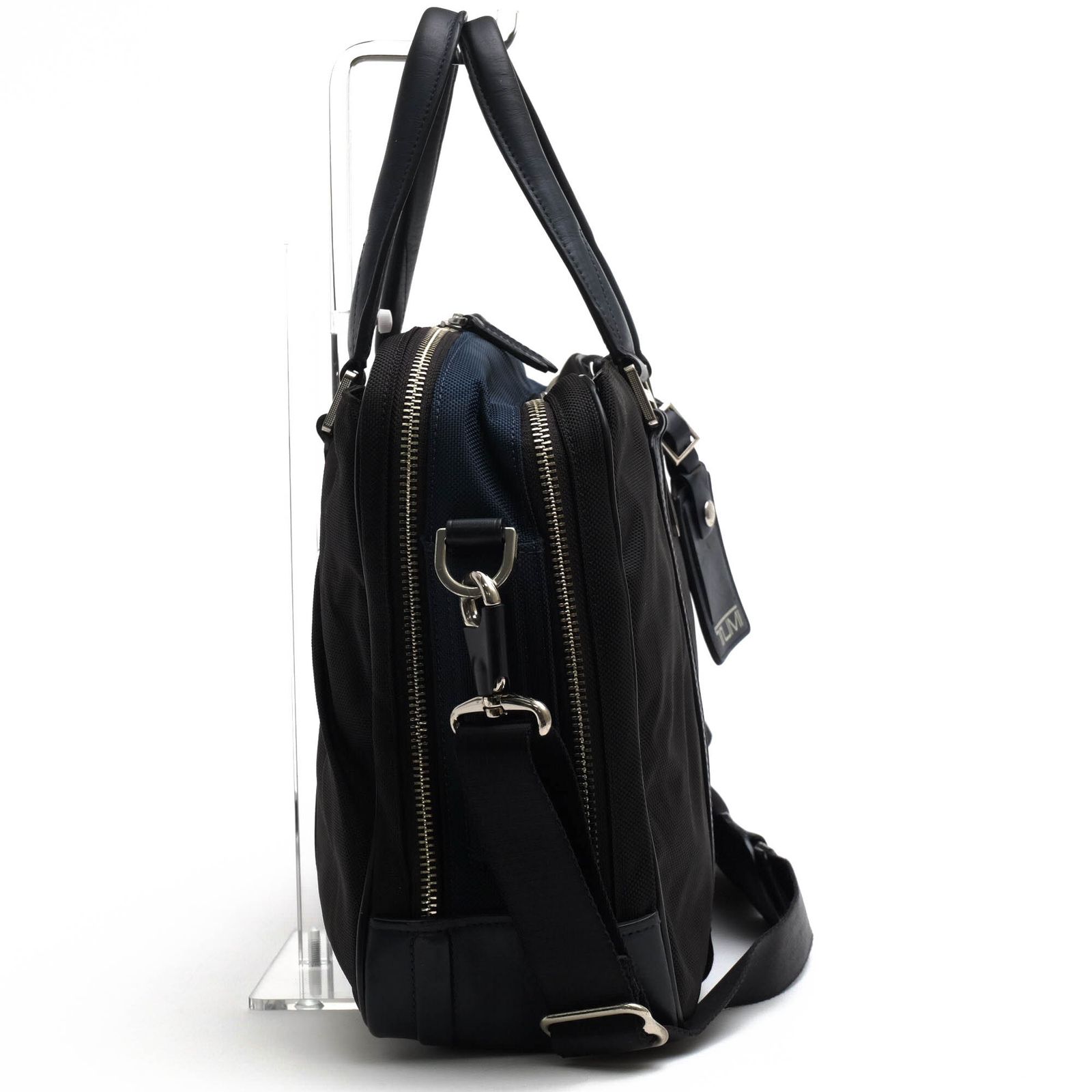 美品】TUMIボストン型2wayバッグ（22149DH ）ブラック トゥミ/ボストン