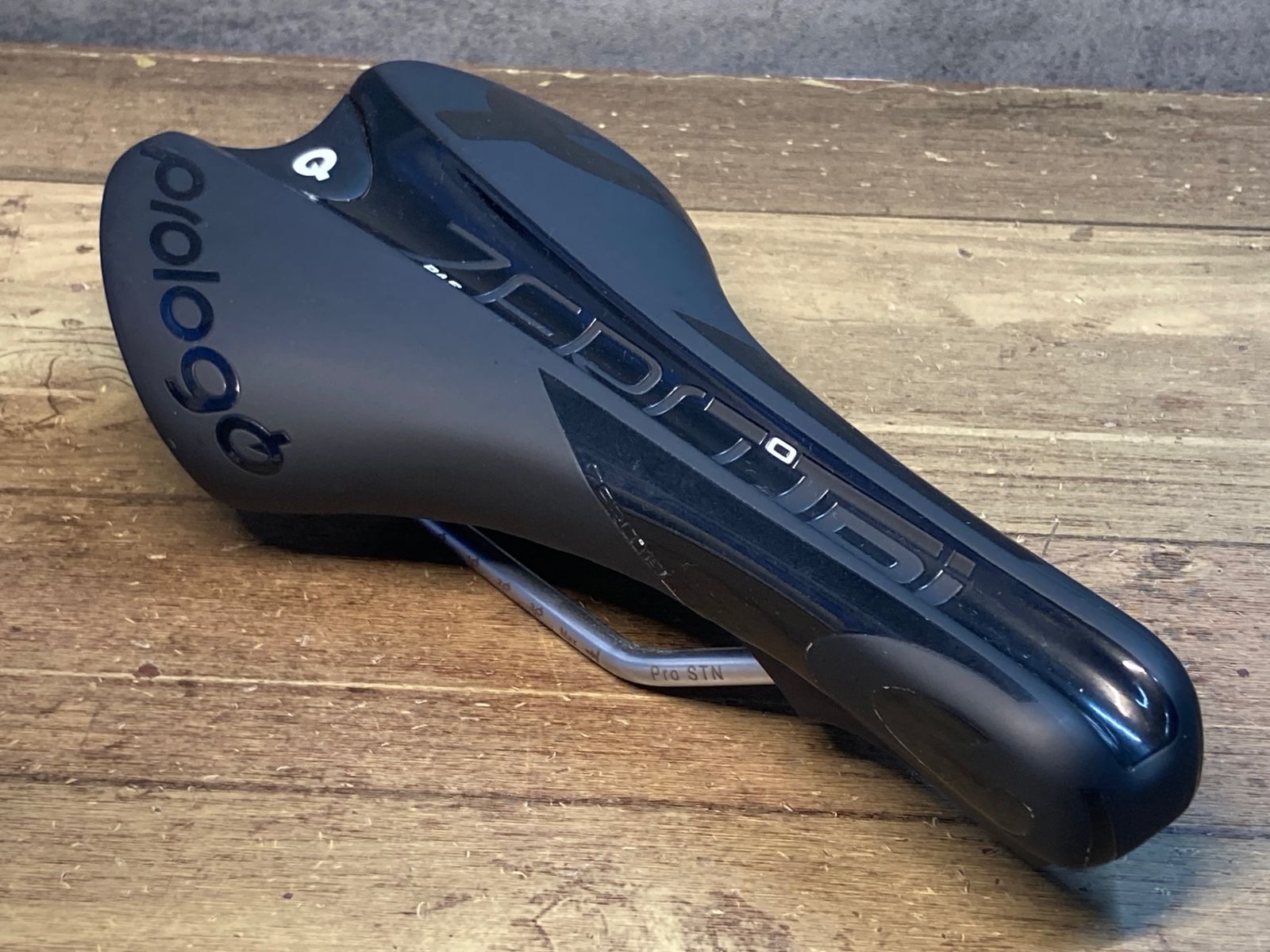 Prologo(プロロゴ) サドル ゼロ TRI パス T2.0 ハードブラックプロロゴ 