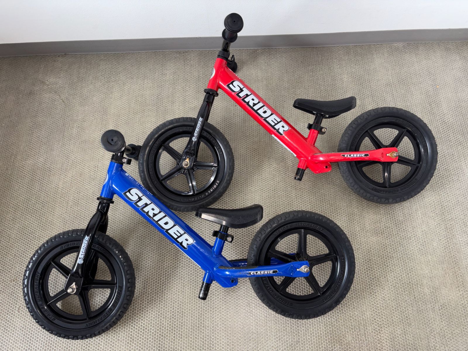 送料無料 STRIDER 2台セット ストライダー スポーツ&クラシック 中古ストライダー2個セット