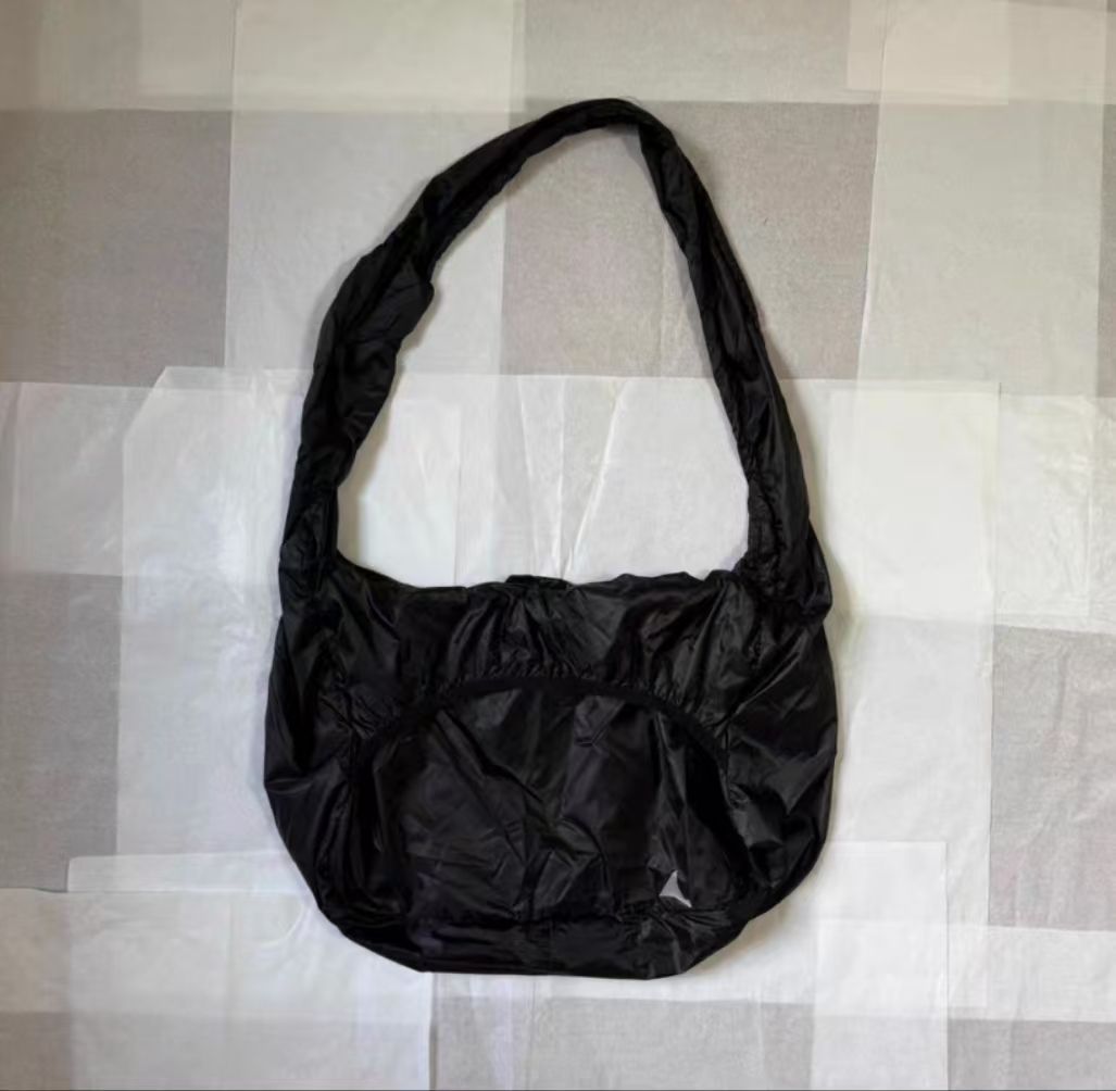ROA HIKING パッカブル ノットバッグ black