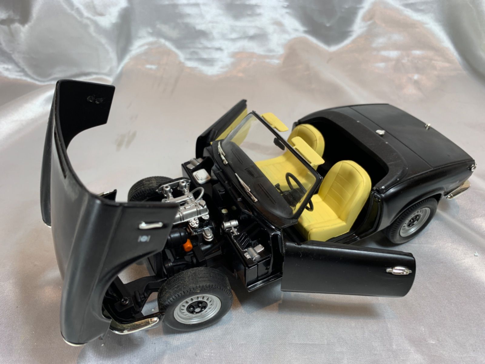 195. CHRONO 1/18 TRIUMPH Spitfire Mk Ⅳ トライアンフ 