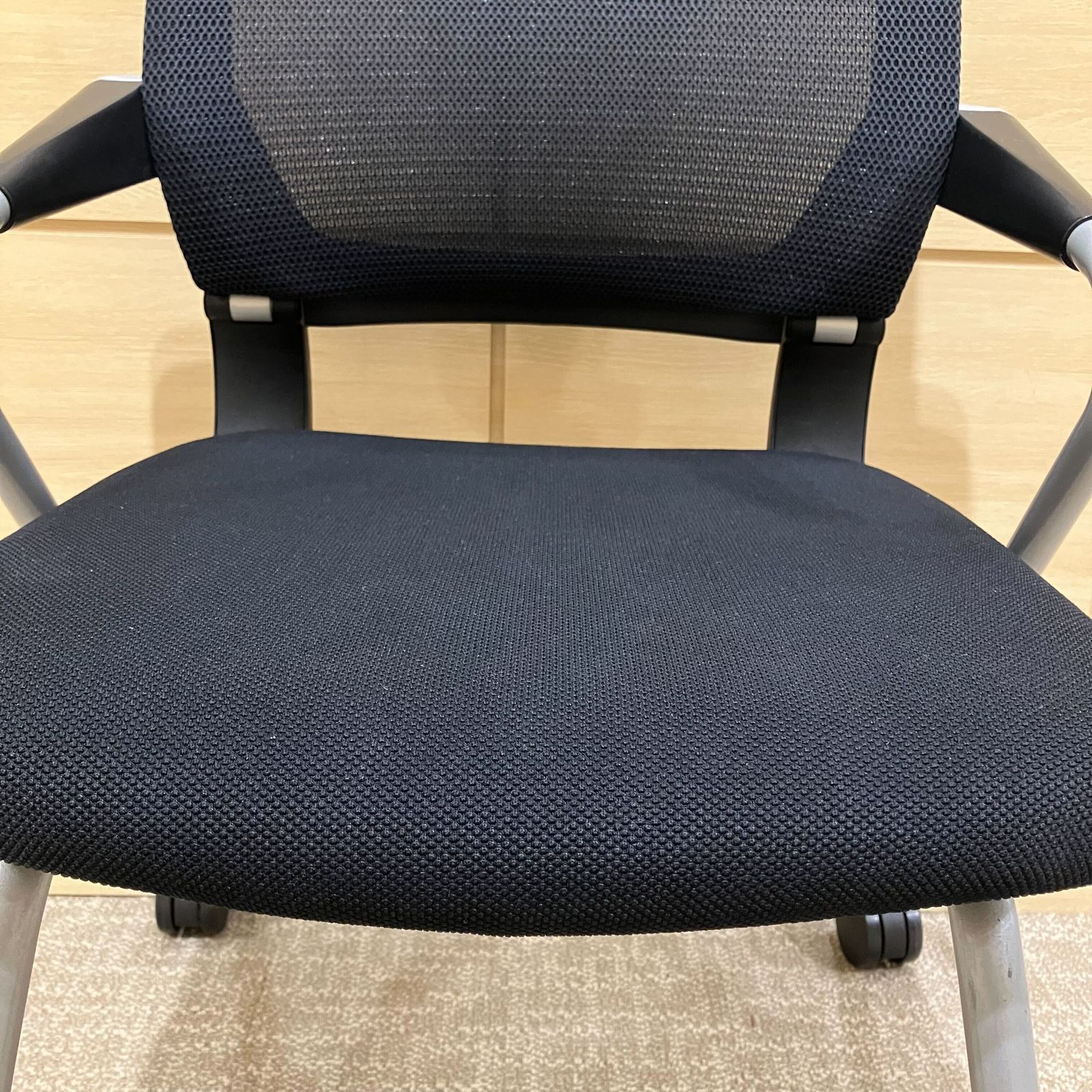 【中古 A(中古品)】Saterite(サテリテ)CK-791CKZB6-W ミーティングチェア / ブラック＊4脚セット 中古 A(中古品)】Saterite(サテリテ)CK-791CKZB6-W ミーティング