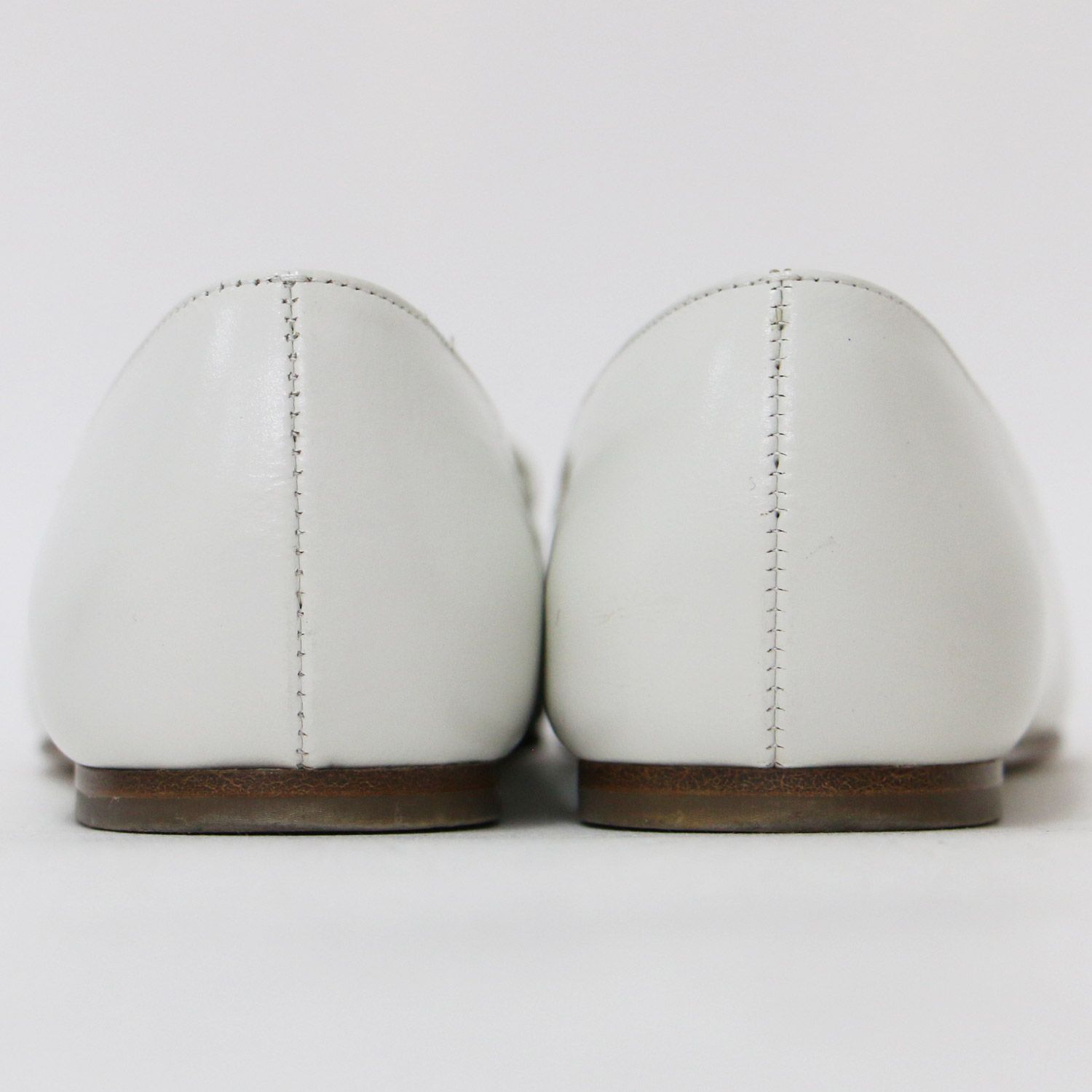 サルヴァトーレフェラガモ レザーパンプス ホワイト ヴァラ Salvatore Ferragamo - Salvatore Ferragamo フェラガモ レザー