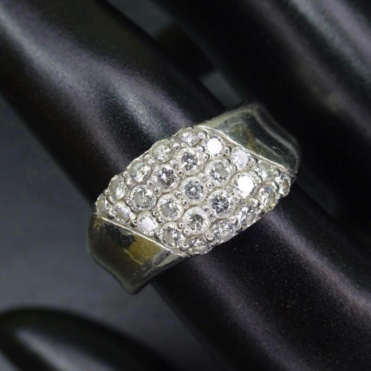 プラチナ pt900 三越ジュエリー 天然ダイヤモンド 1.00ct 幅広 