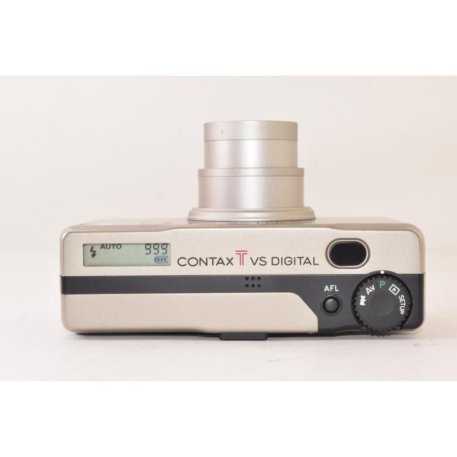 コンパクトデジタルカメラ