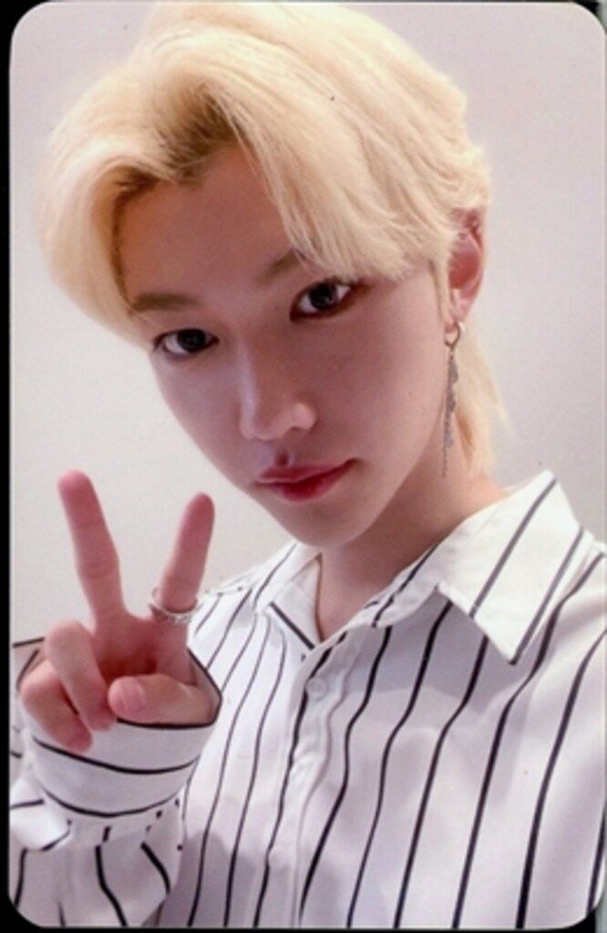 straykids Felix フィリックス noeasy maxident straykids Felix フィリックス noeasy maxident straykids