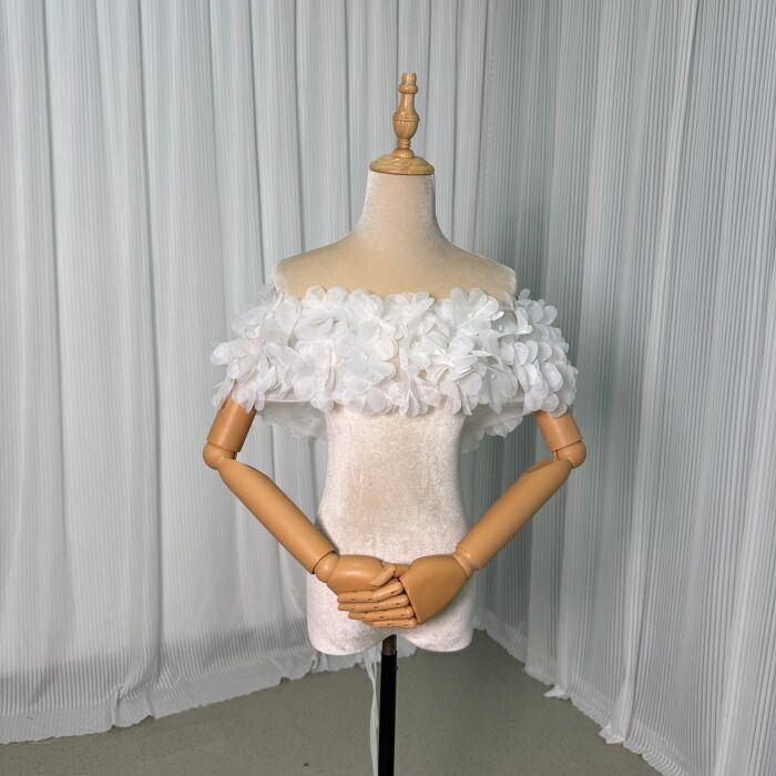 オフショルダー 花モチーフ ビーズ 編み上げ 可愛い プリンセスライン 取り外し 結婚式