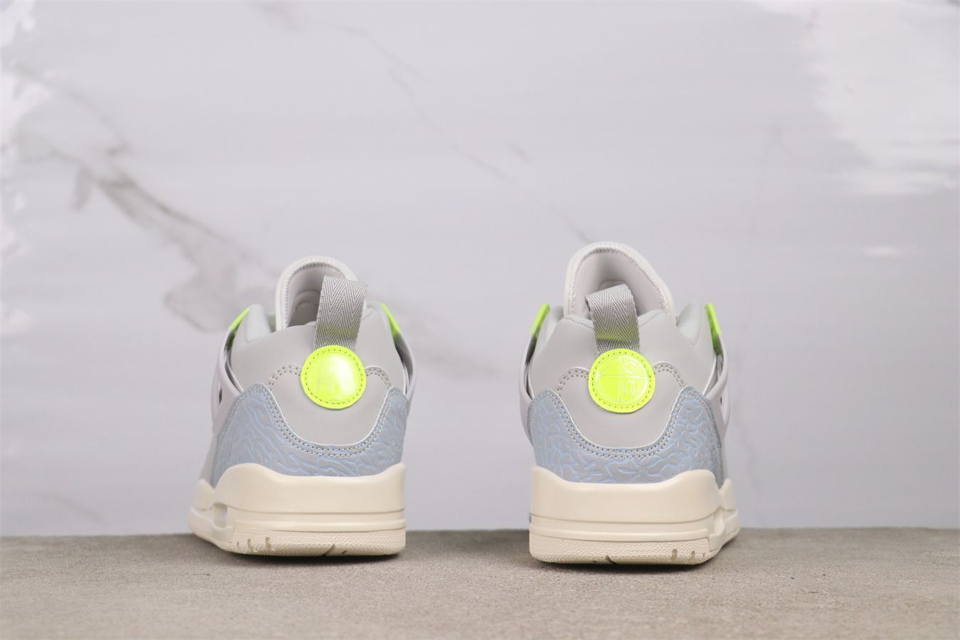 今日特価】AirJordanIB4464-025エアジョーダンIB4464-025