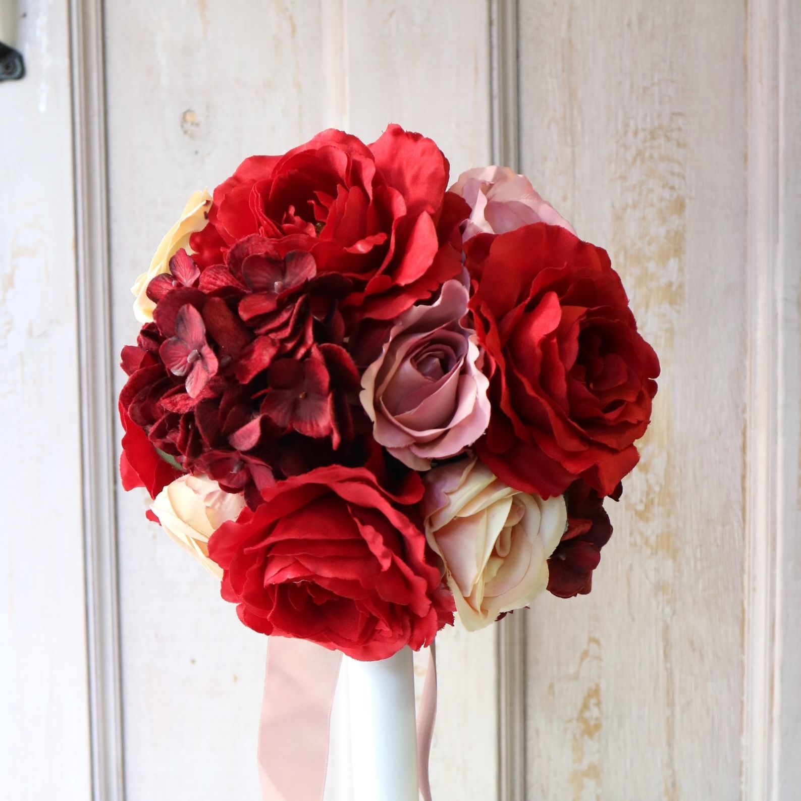 SALE】大人レッドのラウンドブーケ ブートニア付き 結婚式 フォト