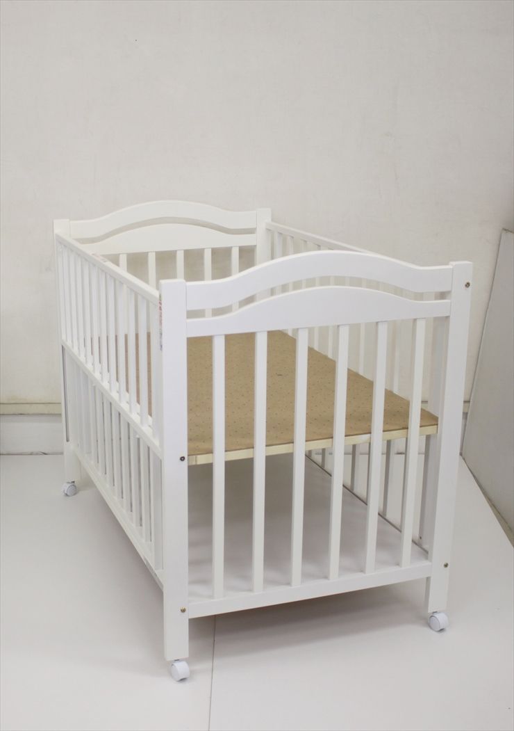 【美品】Alice ベビーベッド ハイタイプ ホワイト 日本製 ベビー家具・寝具 Alice ベビーベッド ハイタイプ ホワイト 日本製
