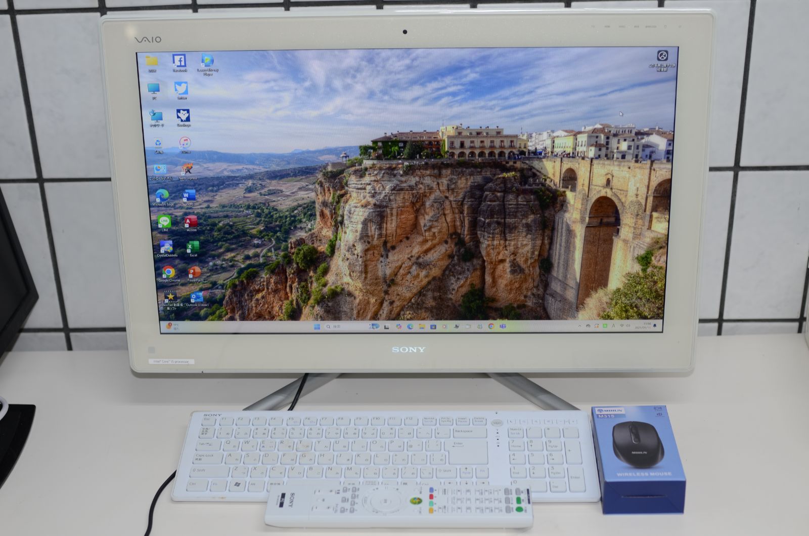 VAIO Lシリーズ VPCL24AJ 一体型PC VAIO Lシリーズ VPCL24AJ 一体型PC