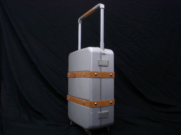 □希少□HERMES エルメス オリオン アルミニウム×ヴァッシュハンター 4 