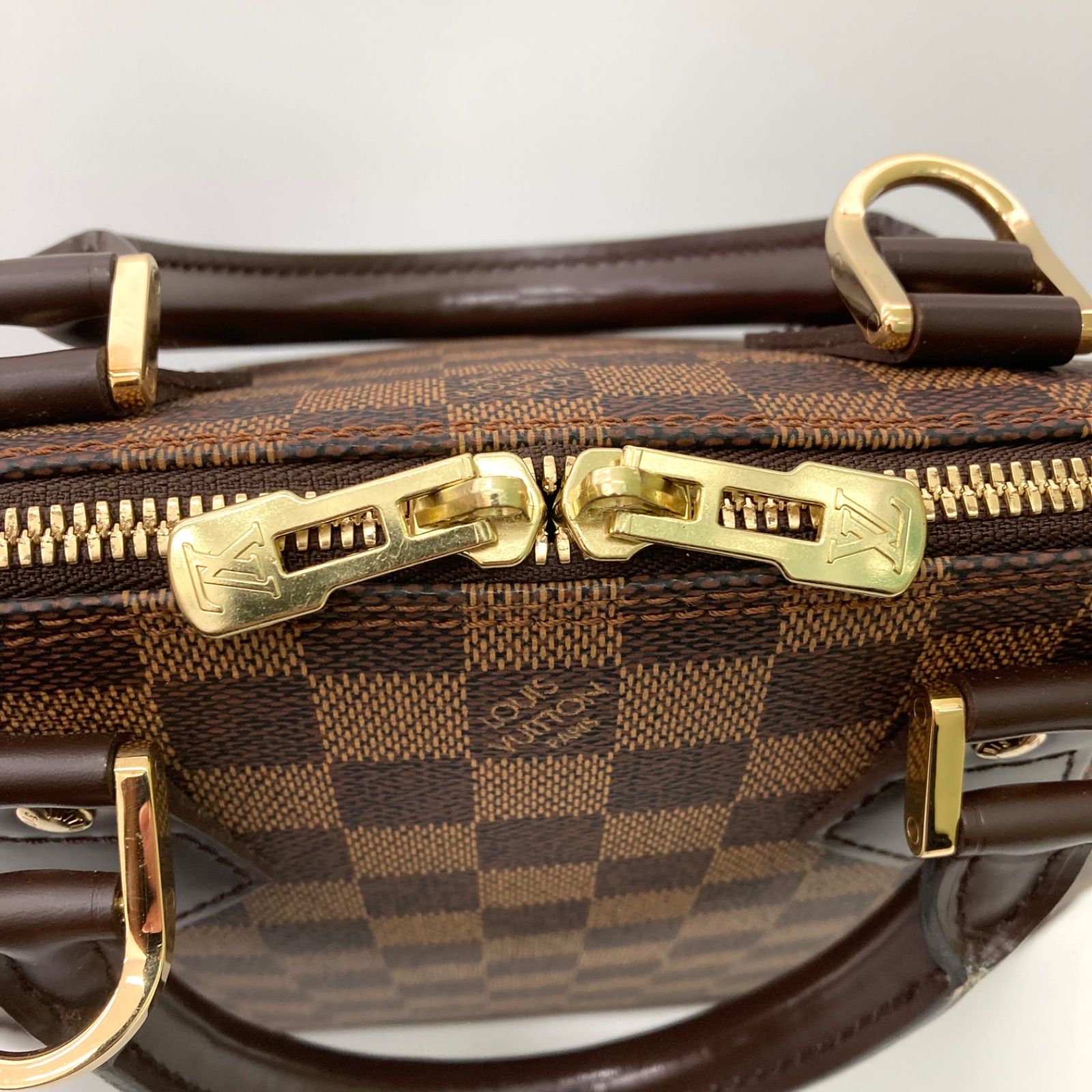 ✨美品✨【LOUIS VUITTON】 ルイヴィトン ダミエ エベヌ アルマ ✨美品✨【LOUIS VUITTON】 ルイヴィトン ダミエ エベヌ アルマ