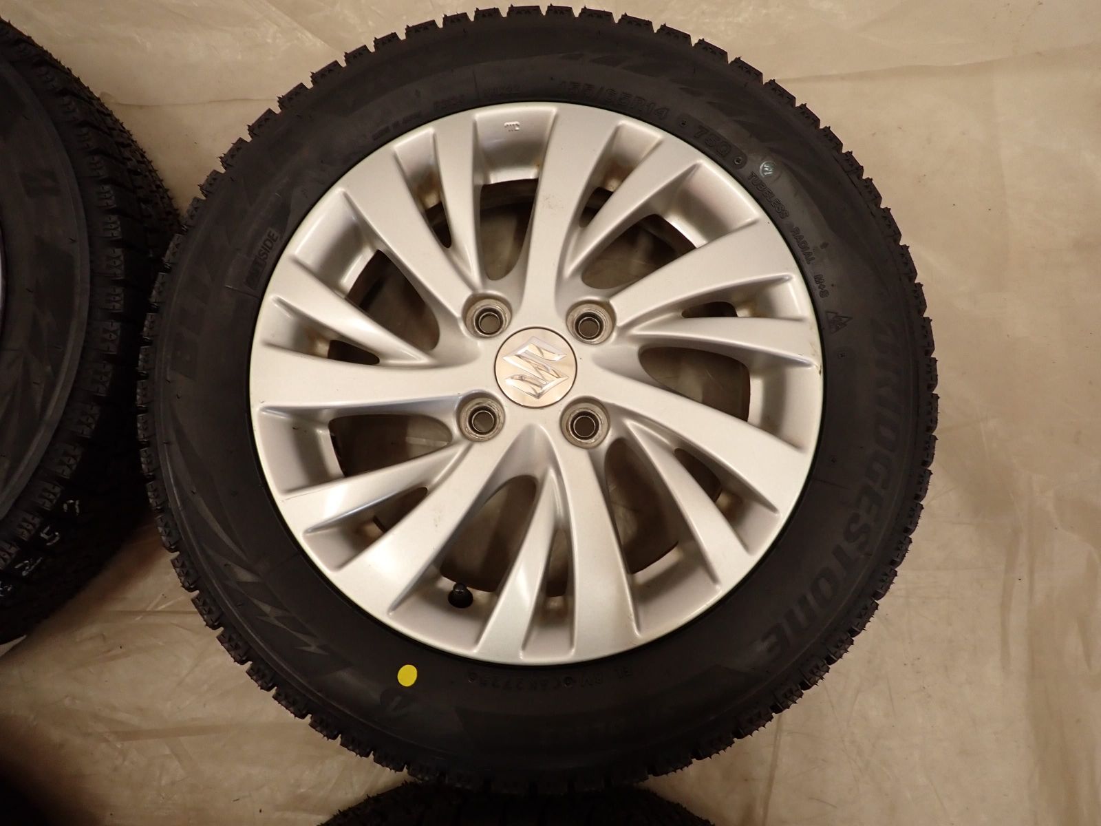 スズキ純正アルミ