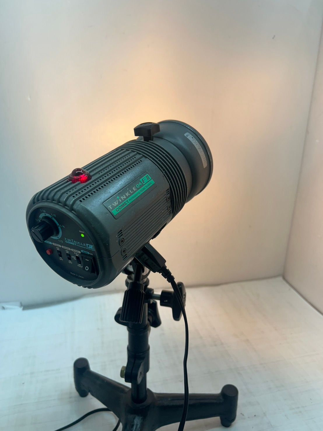 h8850 コメット モノブロックストロボ TWINKLE04 FⅡ RDS スタンド付き