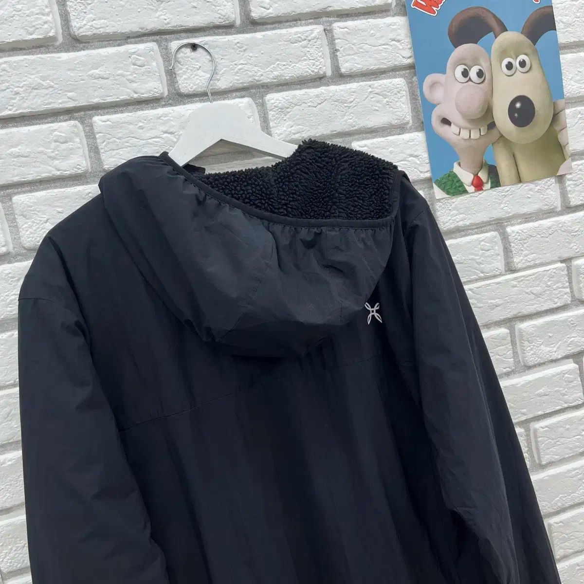  モンチュラ ブラック リバーシブル フード ジャケット L 100 カップホルダー その他 アウター