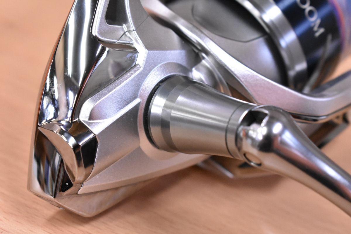 シマノ ストラディック 4000MHG ゴメクサス 23ストラディックにゴメクサスカスタムハンドルノブ | ほのぼの