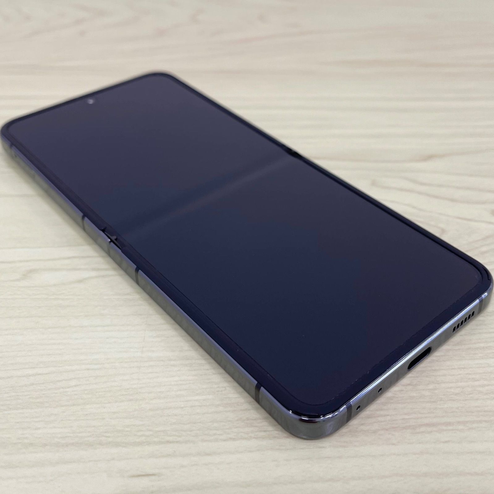 極美品】GALAXY Z Flip5 SM-F7310 256GB 香港版SIMフリー 10949 - メルカリ