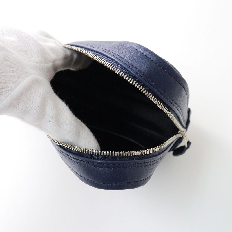 美品　バレンシアガ　クラッチバッグ　トライアングル　ロゴ　レザー　ブラック 楽天市場】BALENCIAGA バレンシアガ 476976 トライアングル 三角