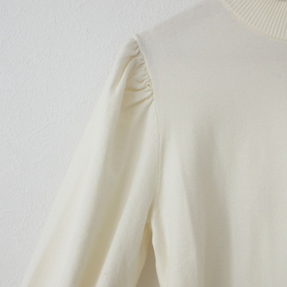 美品 BLUE LABEL CRESTBRIDGE ブルーレーベルクレストブリッジ ウォームレーヨンストレッチニットトップス カットソー 38 ホワイト レディース 古着 中古 美品 BLUE LABEL CRESTBRIDGE ブルーレーベルクレストブリッジ
