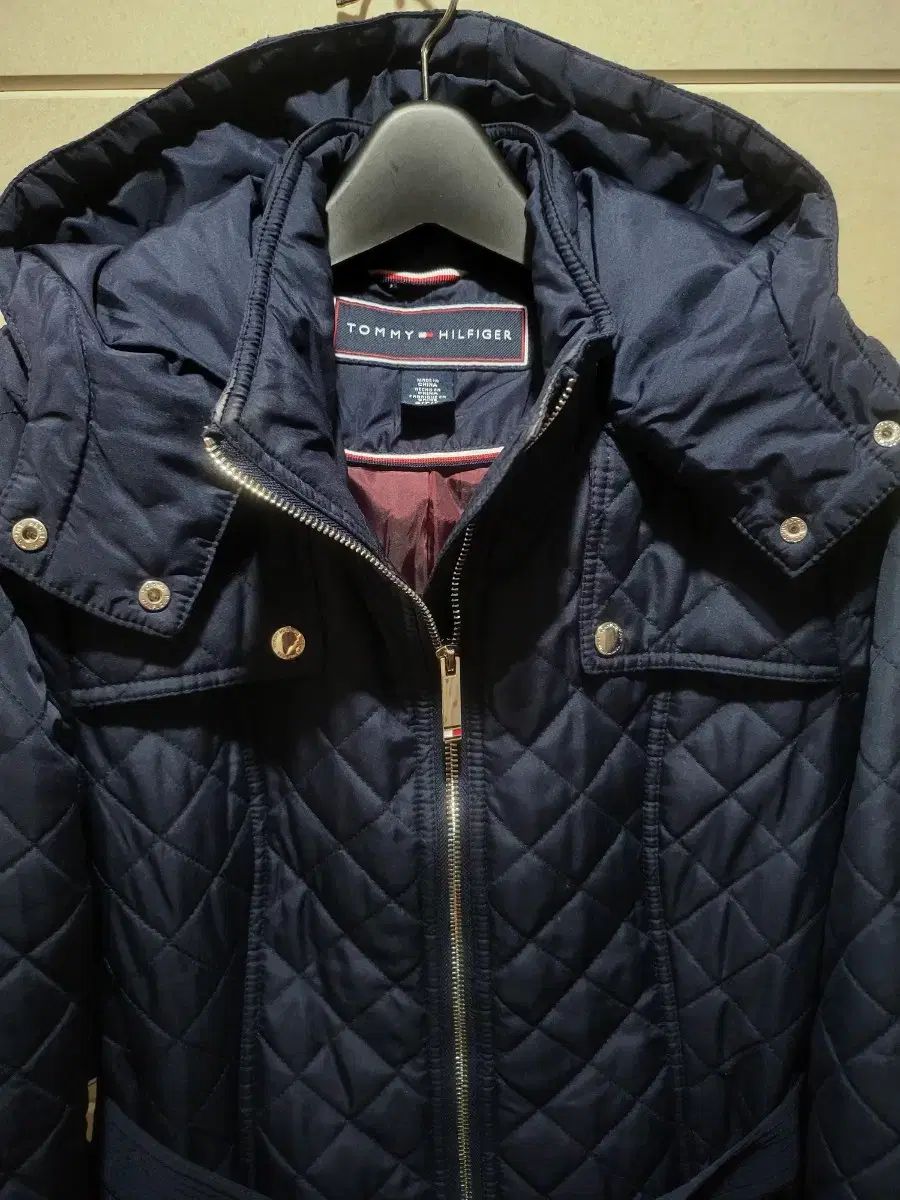 トップグレード トミーヒルフィガー キルティングジップアップジャケット 66