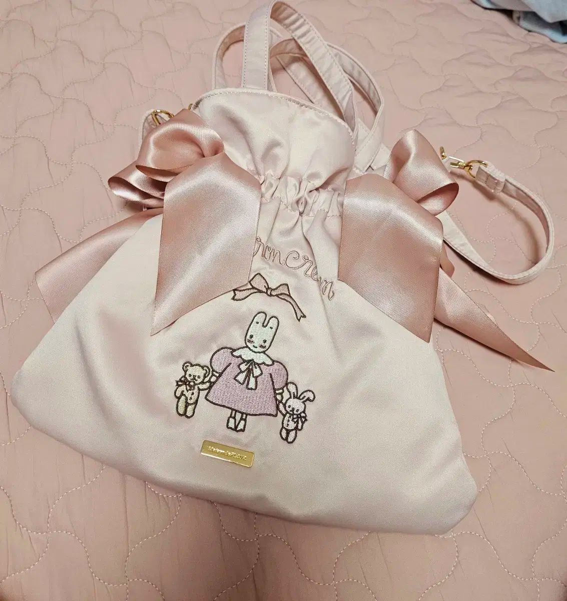 廃盤品】羽田空港限定品 ピカチュウ根付キーホルダー ポケモンご当地