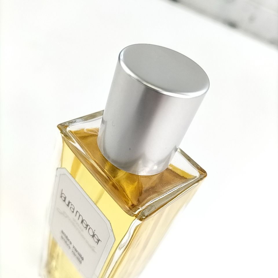 ローラメルシエ　オードパルファム　アンバーバニラ50ml Amazon | ローラ メルシエ オードトワレ N アンバーバニラ 50ml