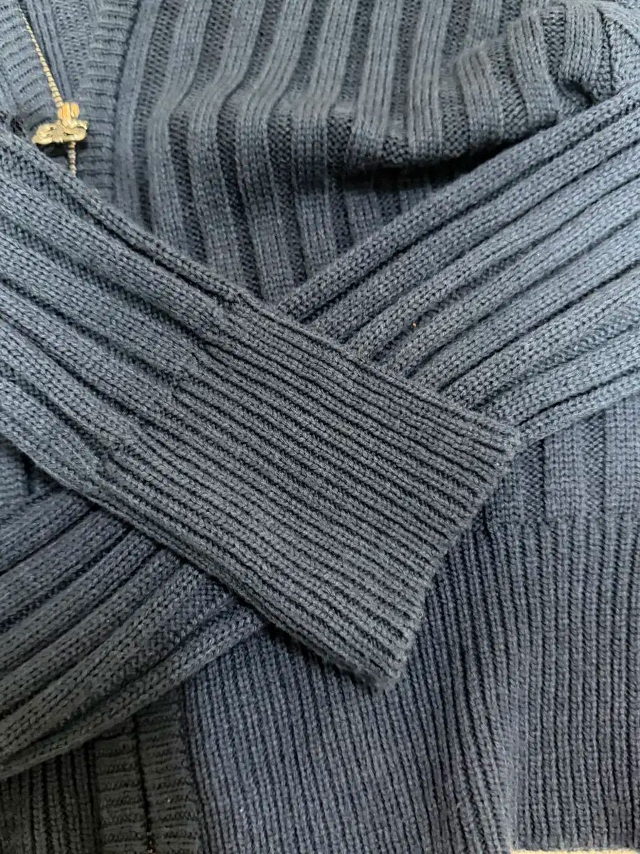 ナディア ニットンフーッアップ