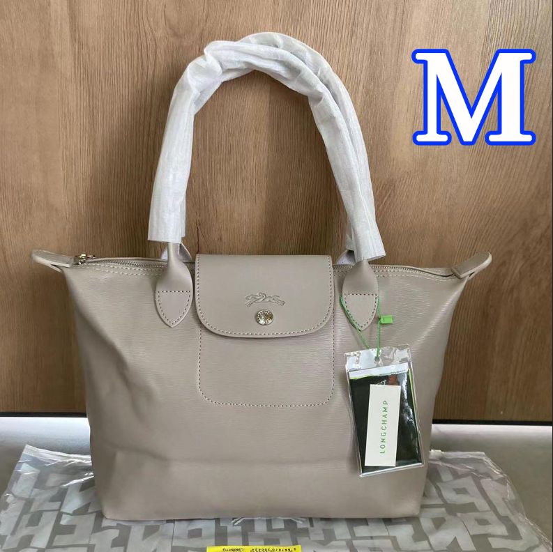 新品末使用 ロンシャンル プリアージュシティCity 肩掛け 新品 ❤ LONGCHAMP ロンシャンル プリアージュシティ M 肩掛け