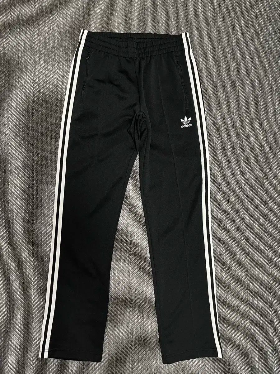 L アディダス ( ADIDAS ) ジャージ パンツ