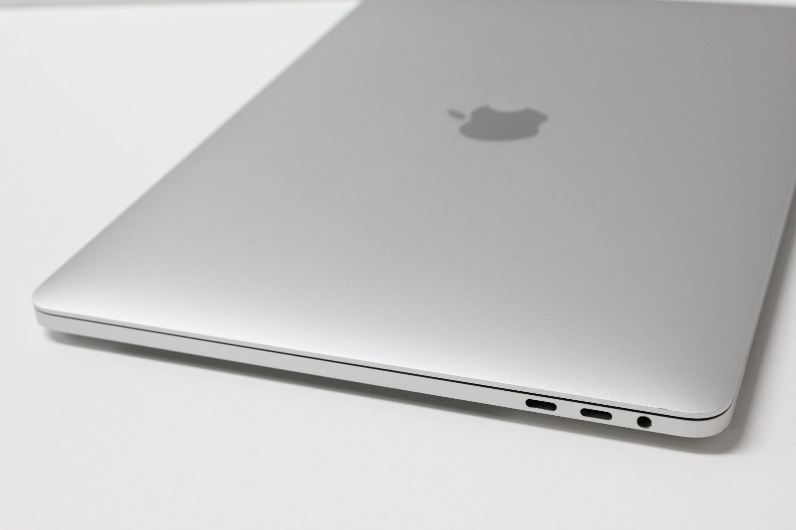 美品 100%,MacBookPro,M2,8GB,512G,13インチ 現状品】MacBook Pro（13インチ,2019,Thundeabolt 3ポート x 4）256GB