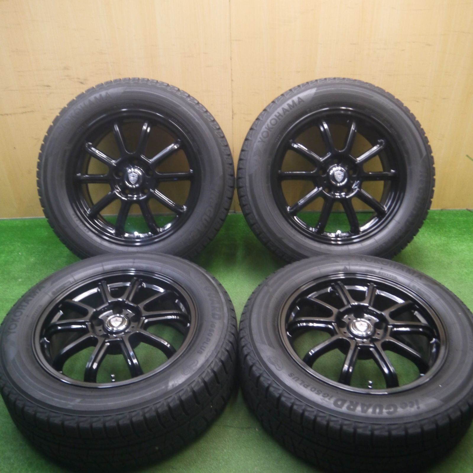 タカさん専用②バリ山！ヨコハマ　アイスガードIG50プラス　215/55R17 Amazon.co.jp: YOKOHAMA(ヨコハマタイヤ) スタッドレスタイヤ