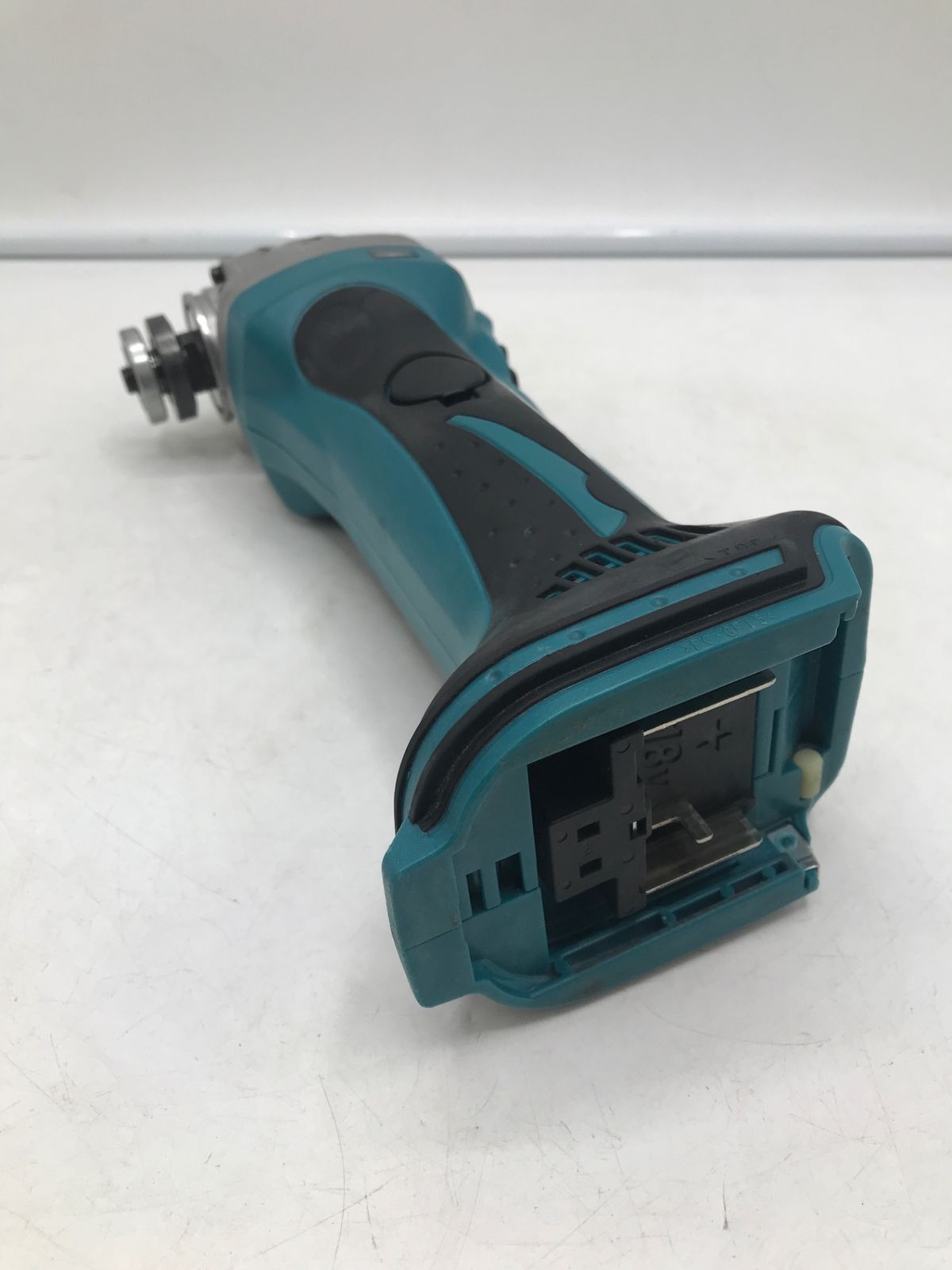 18v充電式ディスクグラインダ本体のみ GA402DZ