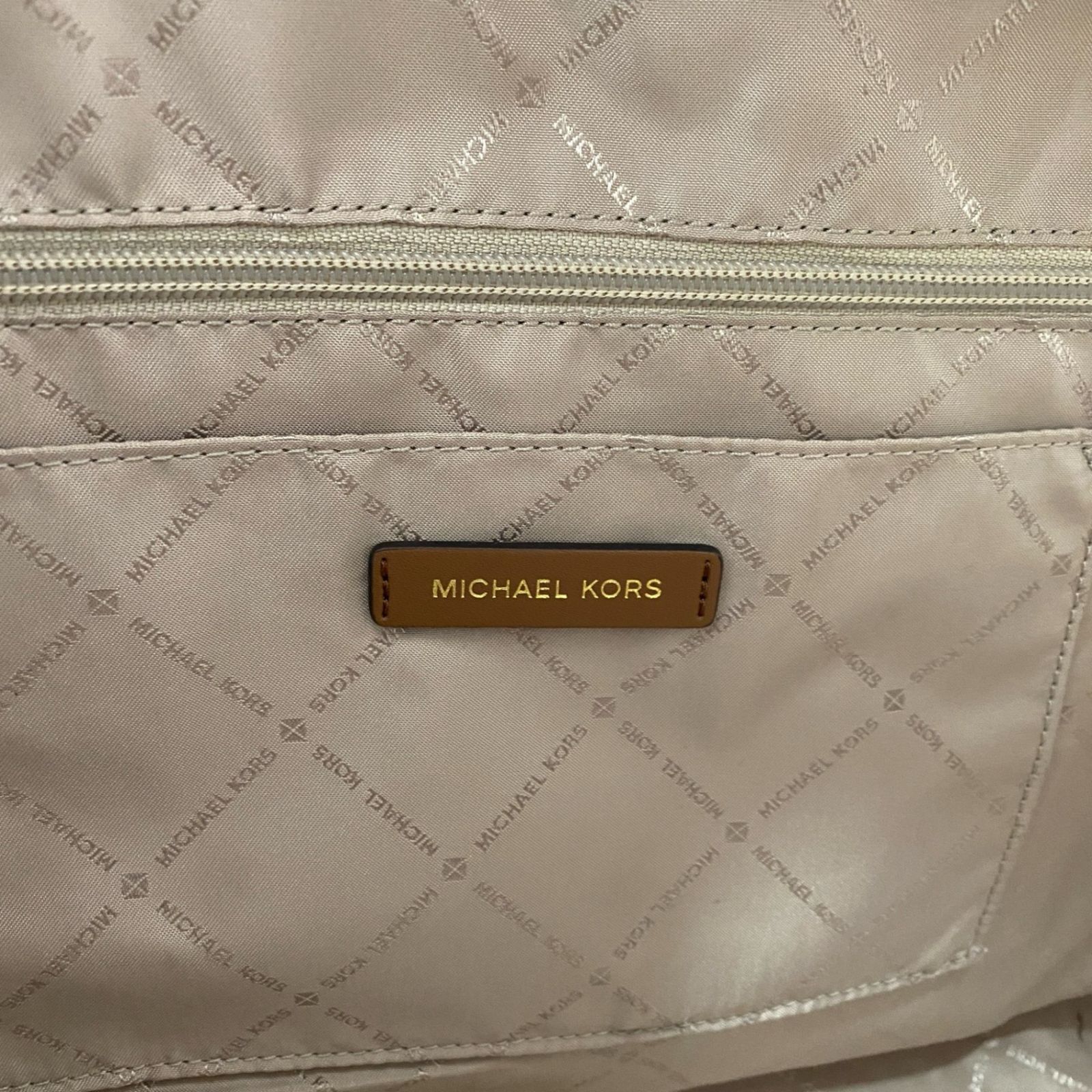 Gc1 《美品》 MICHAEL KORS マイケルコース トップ ジップ 
