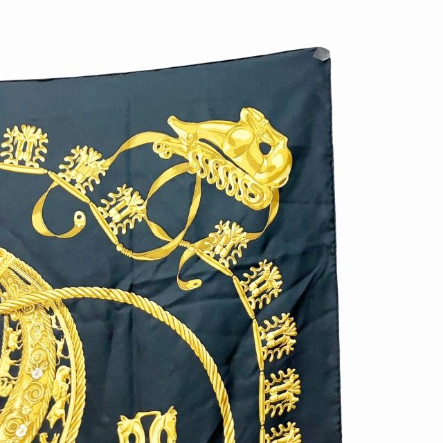 美品☆エルメス☆カレ90☆スカーフ☆シルク☆黄金の拍車☆ブラック☆ゴールド☆金具 楽天市場】エルメス カレ90 スカーフ Eperon d'or 黄金の拍車