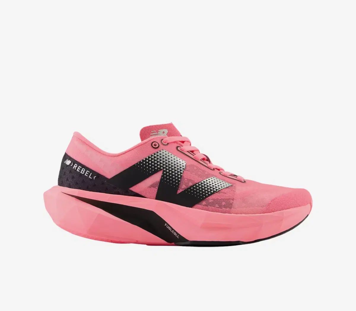 W New Balance ニューバランス フューエルセル レベル v4 ウルトラ ピンク 黒