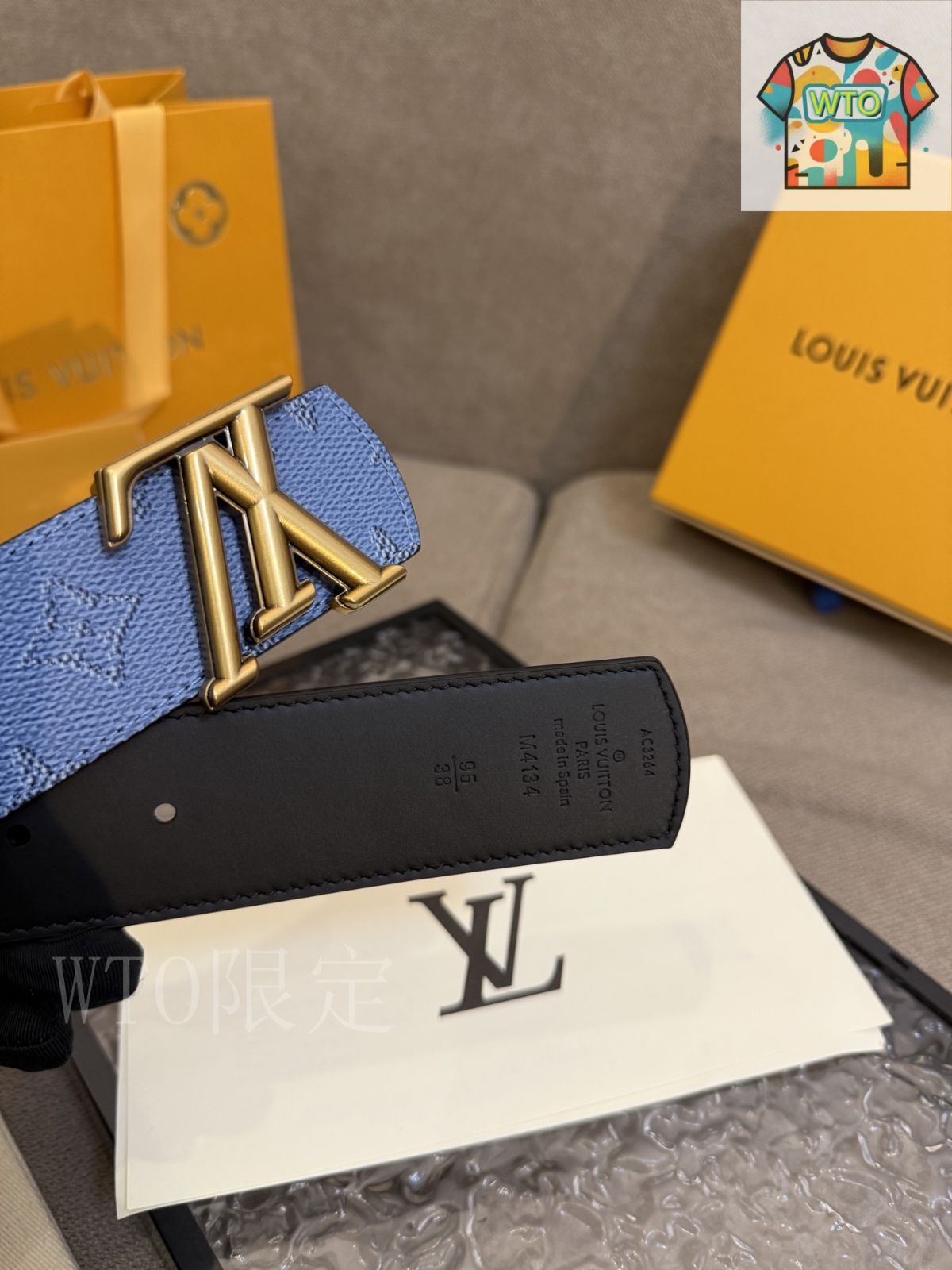 今日WTO】Louis Vuitton ルイヴィトン Dimension リバーシブル