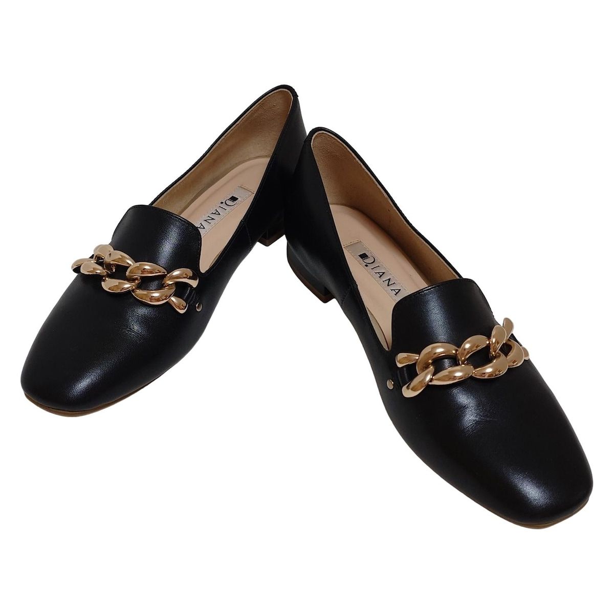 新品　ダイアナの21.5cmのブラック　 ローファー ゴールド装飾 新品 ダイアナの21.5cmのブラック ローファー ゴールド装飾