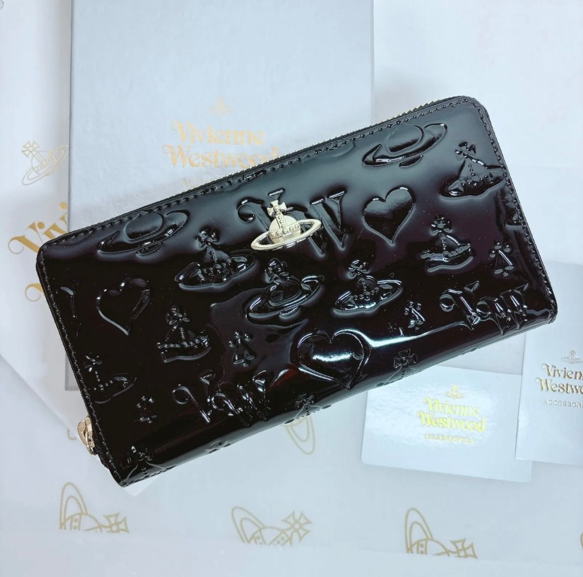 高級感♡新品】高級感 ヴィヴィアン・ウエストウッド 長財布 エナメル