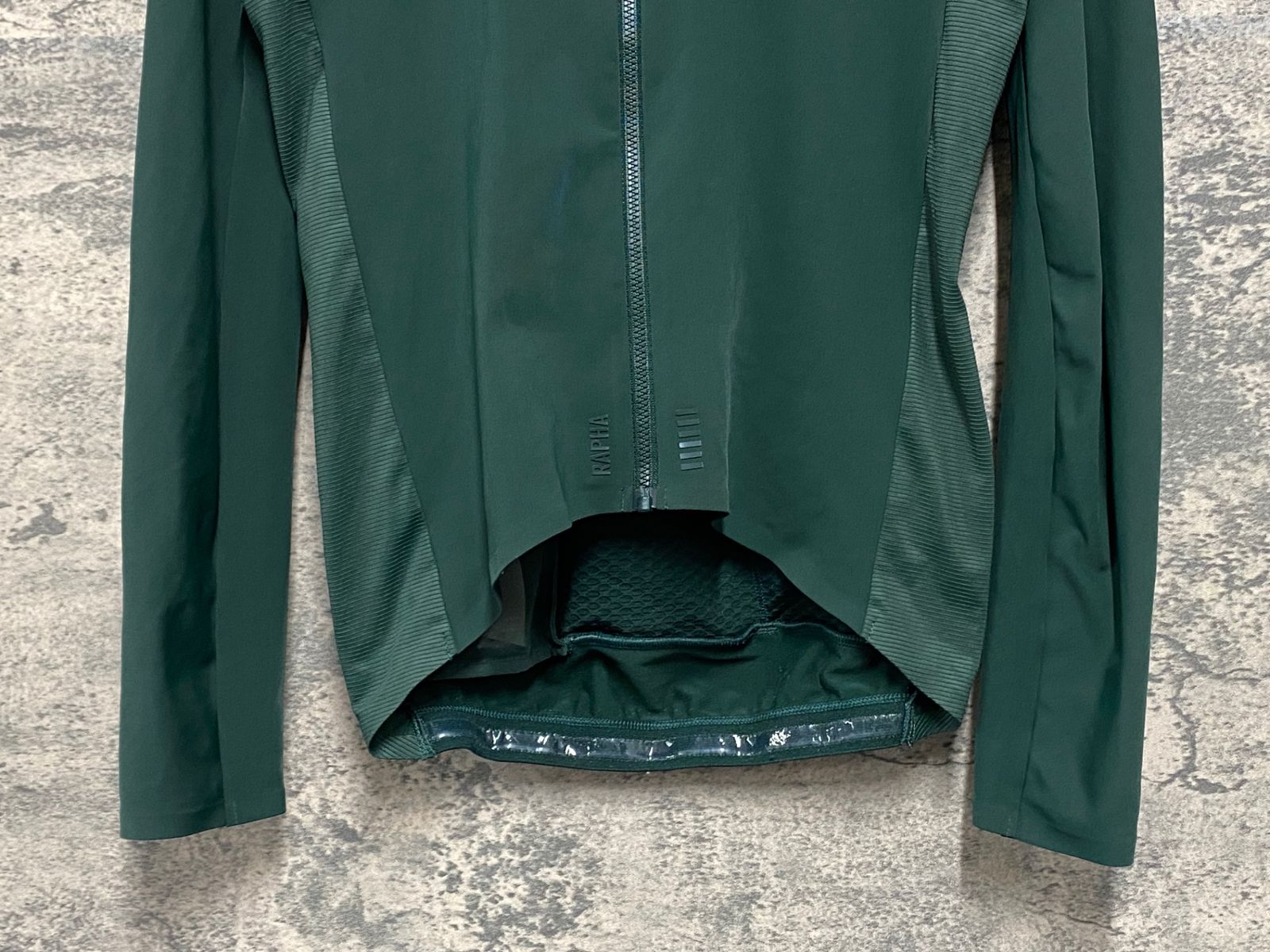 LONG SLEEVE