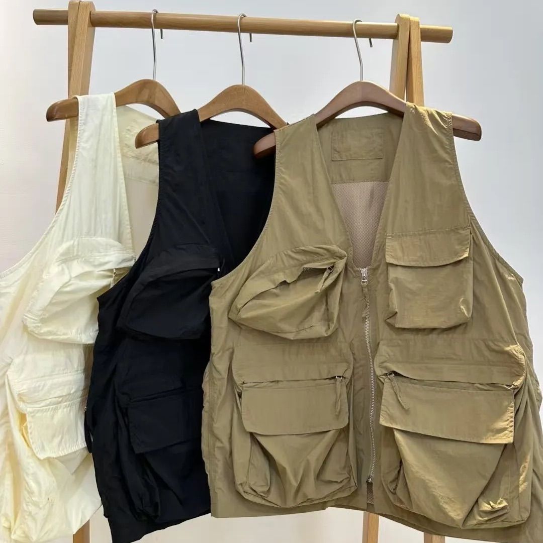 【美品】TODAYFUL ナイロンポケットベスト　オリーブ TODAYFUL/トゥデイフル】Nylon Pocket Vest/ナイロンポケット