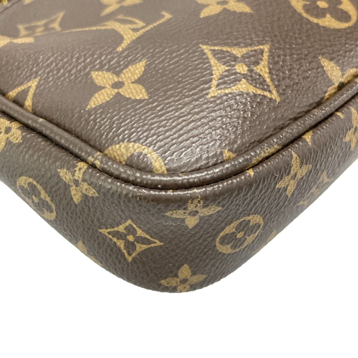 LOUIS VUITTON(ルイヴィトン) ショルダーバッグ モノグラム ミュルティポシェットアクセソワール M44813 カーキ レザー