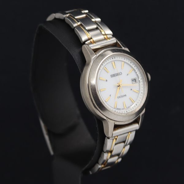 セイコー エクセリーヌ 1B22-0BJ0 電波ソーラー チタン シルバー文字盤