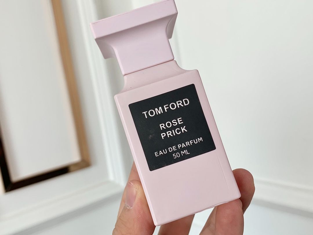 【半額以下】　正規品　トムフォード ローズプリック オードパルファム50ml 国内正規品新品未使用トムフォードローズプリック