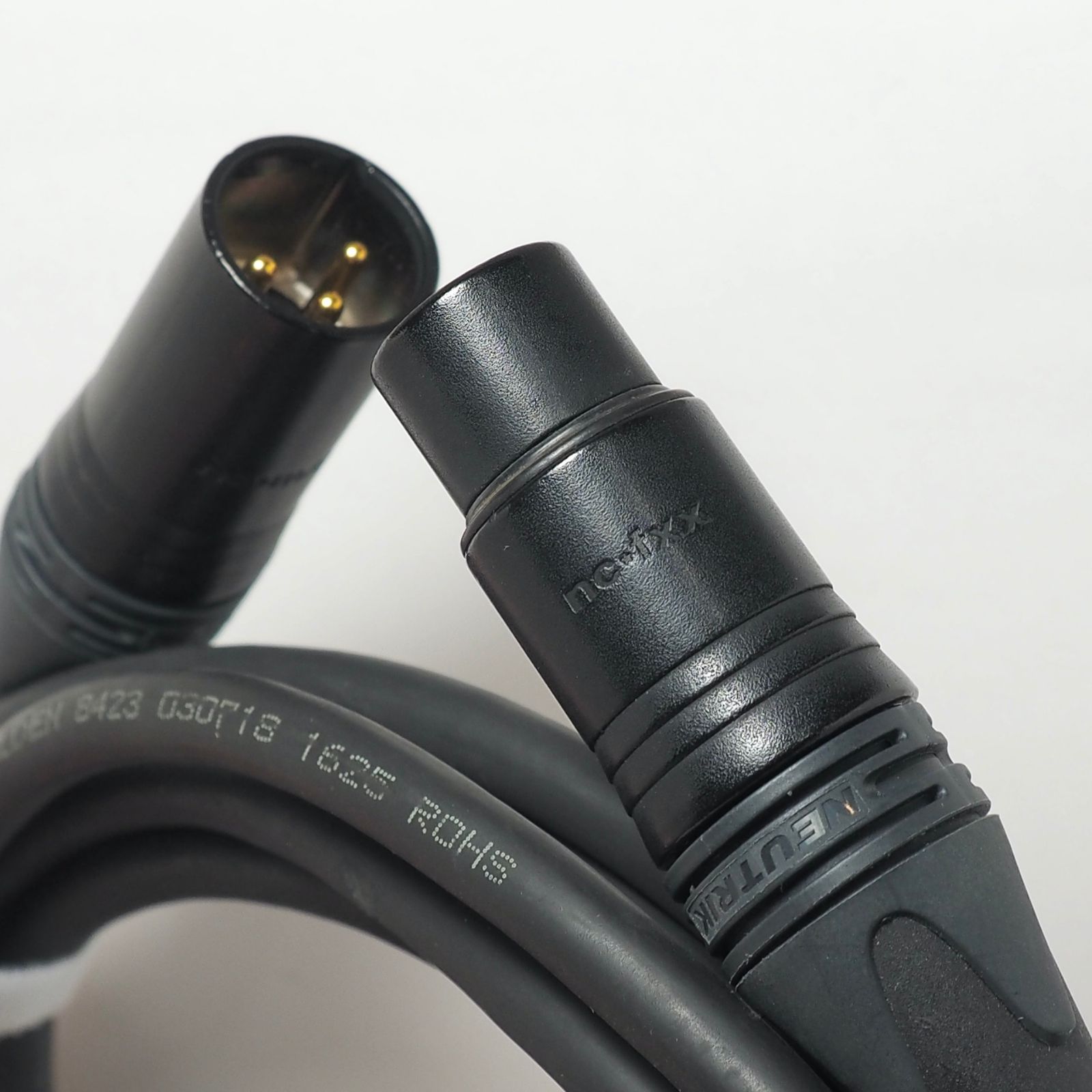 ベルデン8423 XLR-XLR（金メッキノイトリックケーブル）３m 二本セット Amazon.co.jp: XLR ケーブル【3m/2本セット】マイクケーブル
