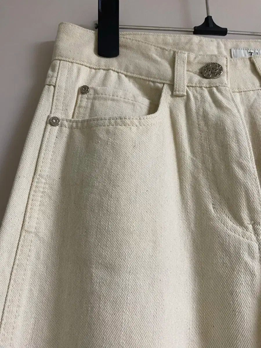 パンツ 販売しています