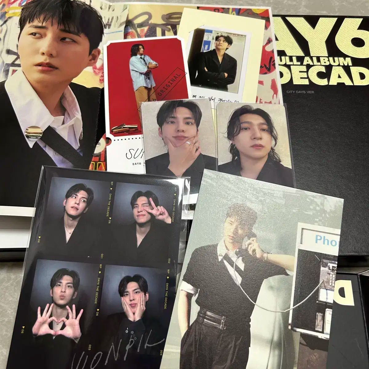 DAY6(デイシックス) zip ポップアップ ケー カラビナ