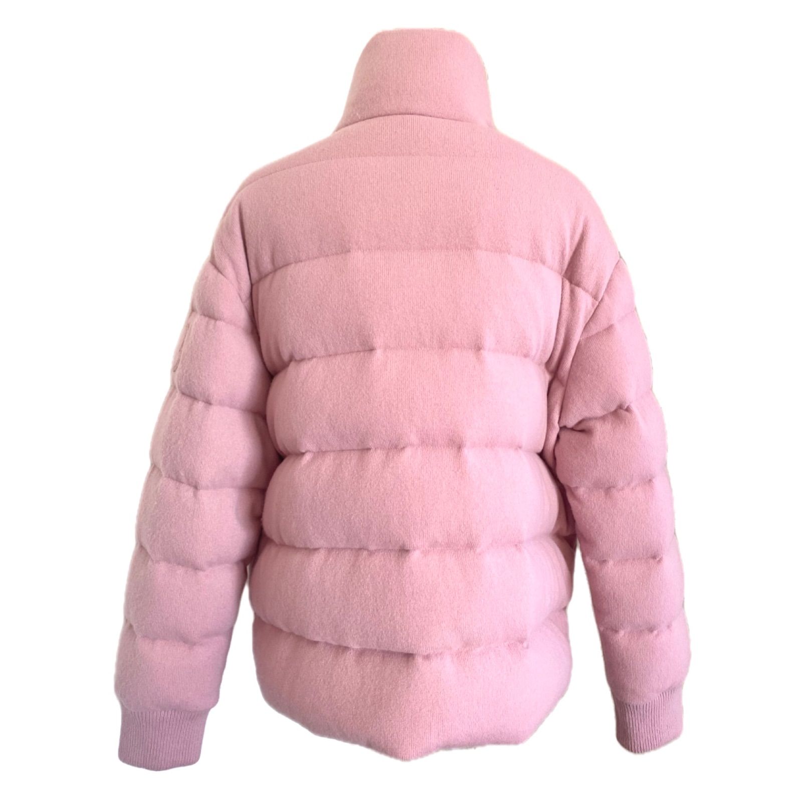 新品・未使用】モンクレール カシミヤ混ショートダウン CAYEUX - メルカリ